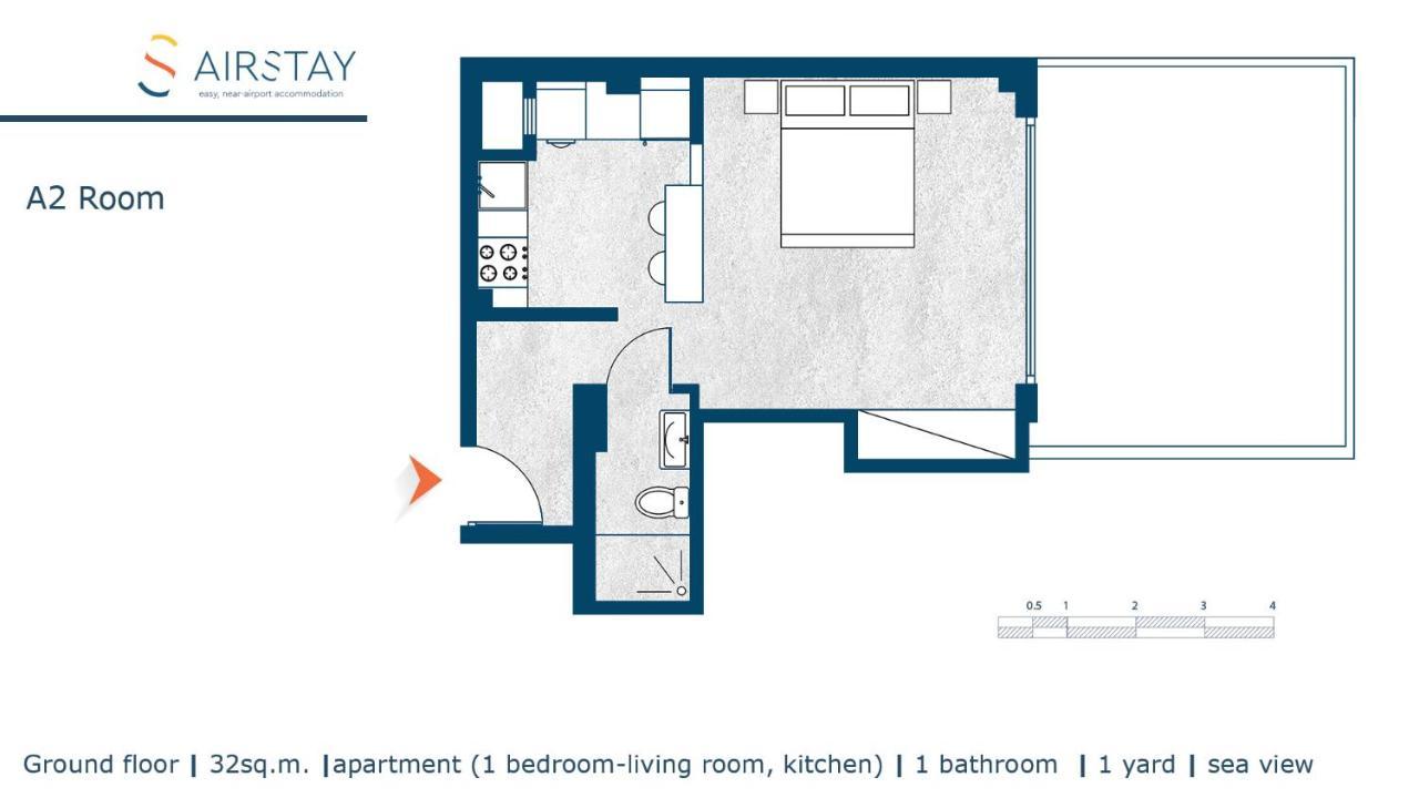 Penthouse & Apartments By The Sea Airport Airstay Артемида Екстериор снимка